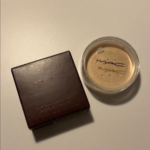 (MAC) Pearlizer Sheer Pigment #Gold as Gold